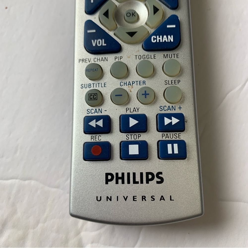Philips Universal Tv Remote Control - Picture 7 of 7